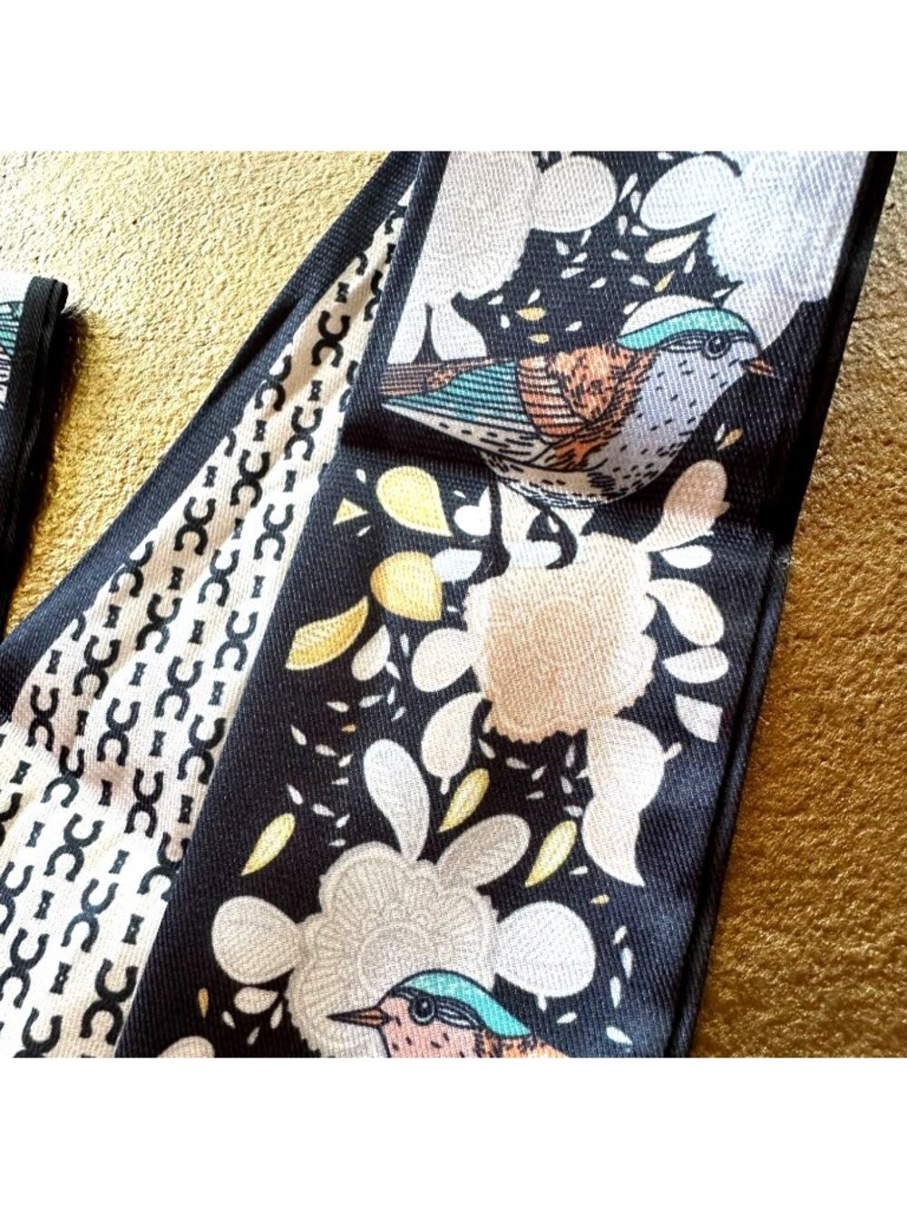 Twilly Scarf 36" X 2" Navy & Cream With Floral & Bird Design Reversible Pattern - Picture 3 of 5